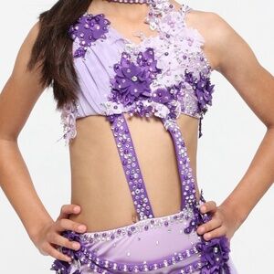 Size child 7 lyrical costume